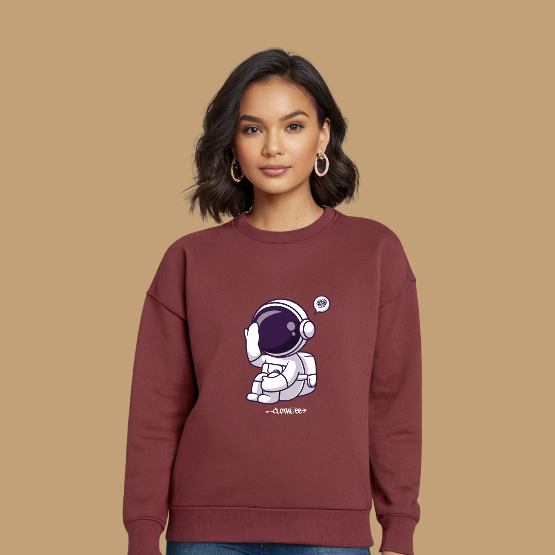 Clothivee Chillin Astronaut Women Sweatshirt