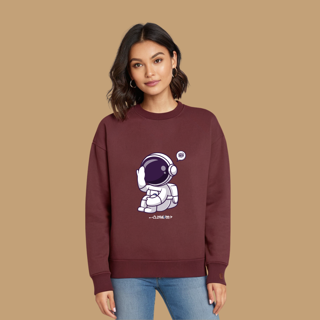 Clothivee Chillin Astronaut Women Sweatshirt